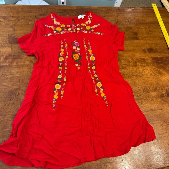 Umgee Dresses & Skirts - Umgee Red Floral Embroidered Mini Dress size medium
